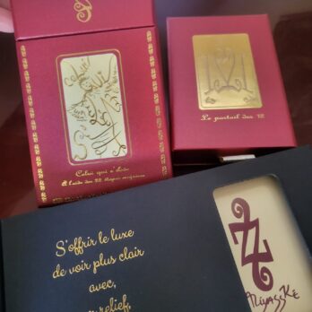 Jeux Version ivoire et or au format « 3 en Un »